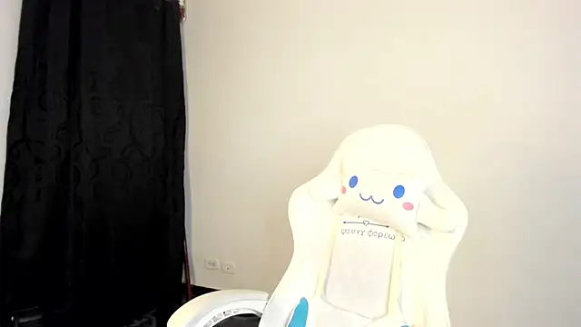 Snapshot of meganthompsonn22 chatting on April 9, 2026, 9:59 am meganthompsonn22 online show from April 9, 2026, 9:59 am