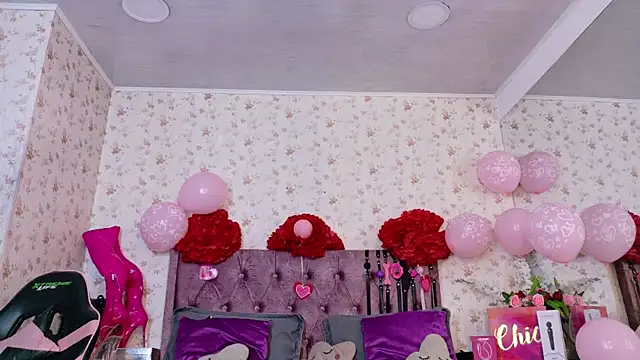 AvrillThomas online show from February 16, 2026, 7:56 pm