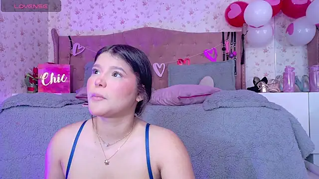AvrillThomas online show from February 26, 2025, 3:32 pm