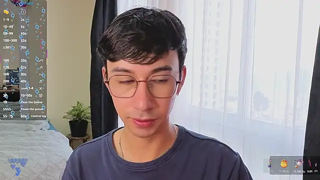 Snapshot of cameron_cum chatting on December 2, 2025, 11:12 am cameron cum online show from December 2, 2025, 11:12 am