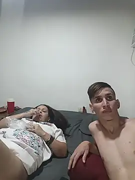 Milfvalesk online show from June 9, 2026, 8:54 pm