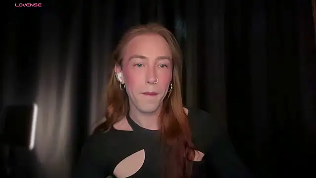 Avril Pearly  online show from June 12, 2026, 11:19 am