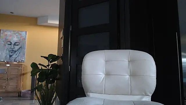 Toy-Daddy online show from October 12, 2025, 11:33 am