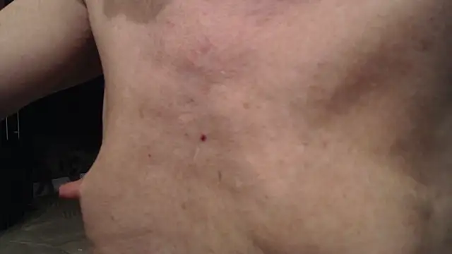 Toy-Daddy online show from November 20, 2025, 12:33 am