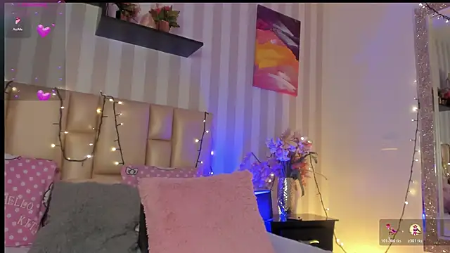 Snapshot of vayoleen chatting on March 4, 2026, 1:13 am vayoleen online show from March 4, 2026, 1:13 am