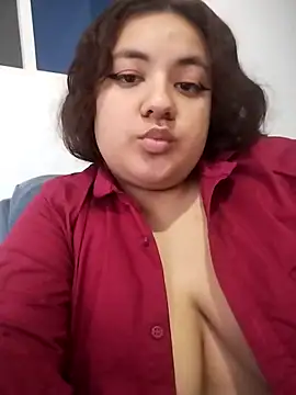 Snapshot of nadine_russo chatting on January 18, 2025, 1:40 pm nadine russo online show from January 18, 2025, 1:40 pm