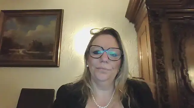 Snapshot of Silkesquirt chatting on January 21, 2025, 7:04 am Silkesquirt online show from January 21, 2025, 7:04 am