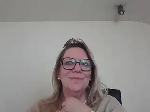 Snapshot of Silkesquirt chatting on January 12, 2025, 1:16 pm Silkesquirt online show from January 12, 2025, 1:16 pm