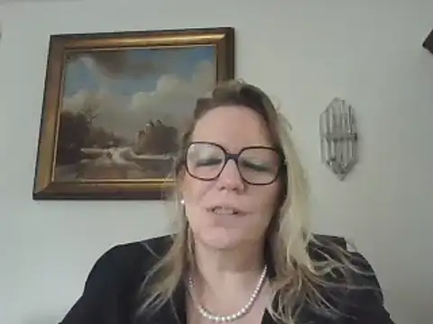 Snapshot of Silkesquirt chatting on January 14, 2025, 11:31 am Silkesquirt online show from January 14, 2025, 11:31 am