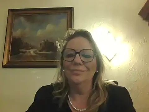 Snapshot of Silkesquirt chatting on January 15, 2025, 7:37 am Silkesquirt online show from January 15, 2025, 7:37 am