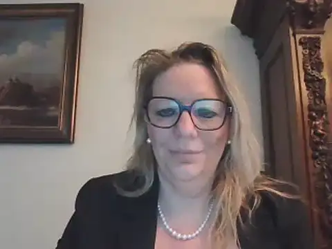 Snapshot of Silkesquirt chatting on February 20, 2025, 7:34 am Silkesquirt online show from February 20, 2025, 7:34 am