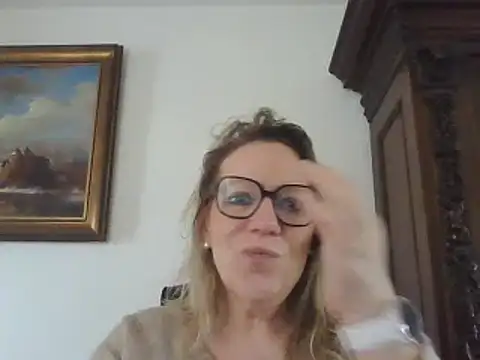 Snapshot of Silkesquirt chatting on February 26, 2025, 1:11 pm Silkesquirt online show from February 26, 2025, 1:11 pm