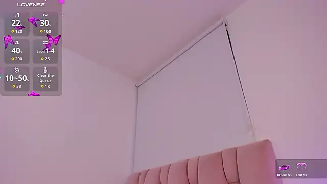 Snapshot of ZarianaEvanz chatting on February 13, 2026, 10:32 pm ZarianaEvanz online show from February 13, 2026, 10:32 pm