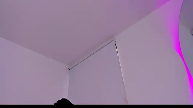 Snapshot of ZarianaEvanz chatting on August 4, 2026, 10:25 pm ZarianaEvanz online show from August 4, 2026, 10:25 pm
