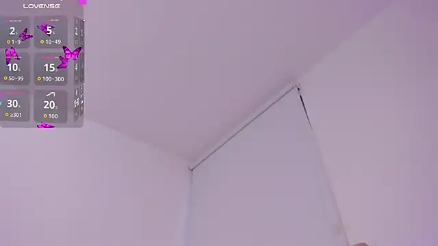 Snapshot of ZarianaEvanz chatting on February 9, 2026, 10:41 pm ZarianaEvanz online show from February 9, 2026, 10:41 pm