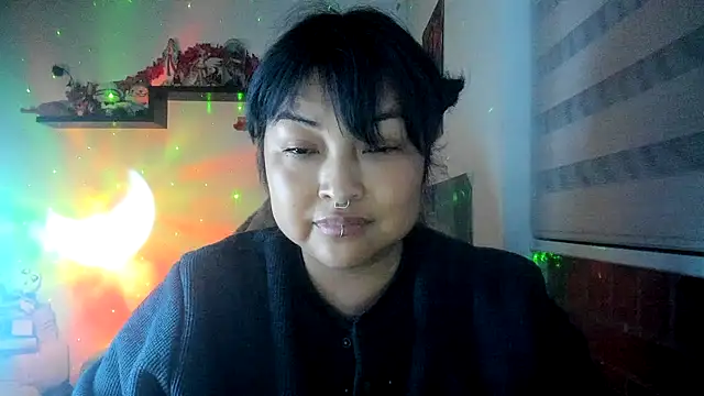Snapshot of Shaddycute_ chatting on March 25, 2026, 10:14 am Shaddycute online show from March 25, 2026, 10:14 am