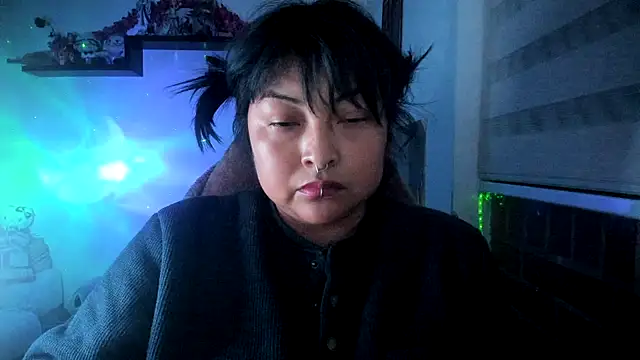 Snapshot of Shaddycute_ chatting on March 25, 2026, 11:47 pm Shaddycute online show from March 25, 2026, 11:47 pm