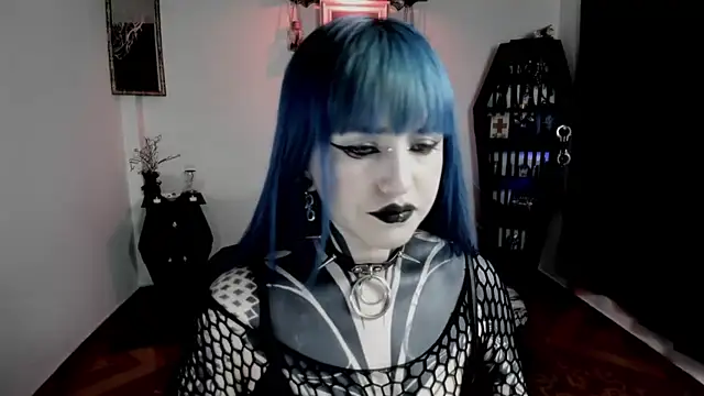 Snapshot of DimmuandDarkness chatting on August 4, 2026, 5:23 am DimmuandDarkness online show from August 4, 2026, 5:23 am