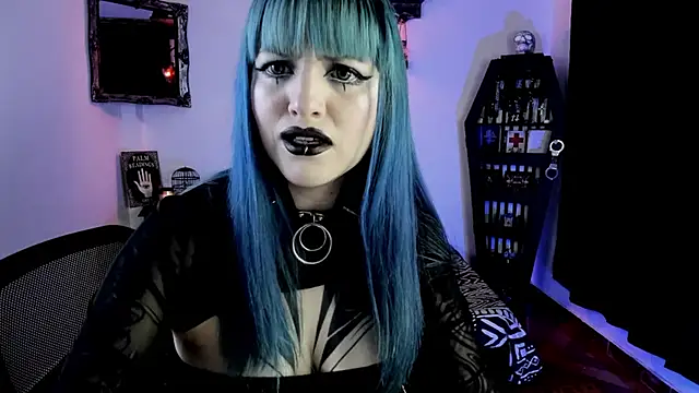 Snapshot of DimmuandDarkness chatting on November 21, 2025, 8:35 am DimmuandDarkness online show from November 21, 2025, 8:35 am