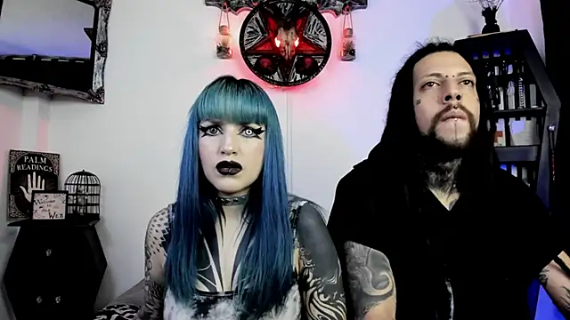 Snapshot of DimmuandDarkness chatting on October 22, 2025, 6:13 am DimmuandDarkness online show from October 22, 2025, 6:13 am