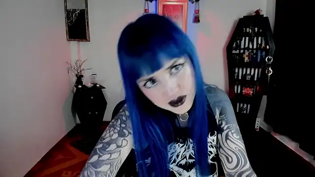 Snapshot of DimmuandDarkness chatting on July 4, 2026, 1:56 am DimmuandDarkness online show from July 4, 2026, 1:56 am