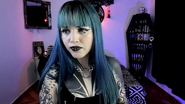 Snapshot of DimmuandDarkness chatting on November 12, 2025, 5:11 am DimmuandDarkness online show from November 12, 2025, 5:11 am