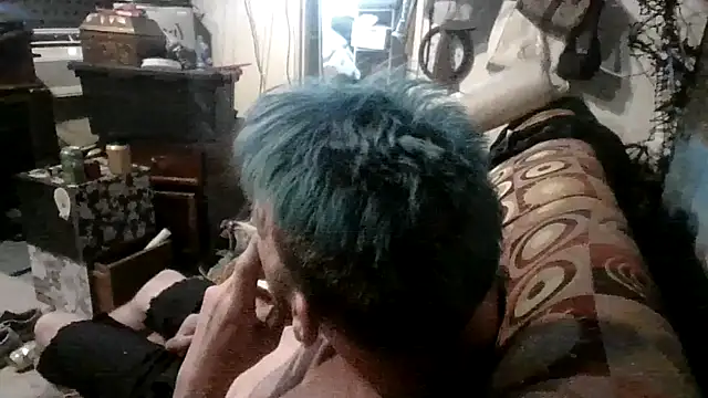Snapshot of gettinit2wice chatting on July 25, 2026, 10:27 pm gettinit2wice online show from July 25, 2026, 10:27 pm