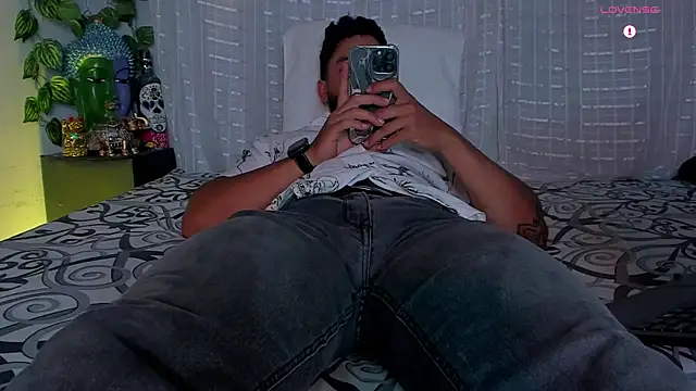 Jaxxon  online show from September 30, 2025, 12:27 am