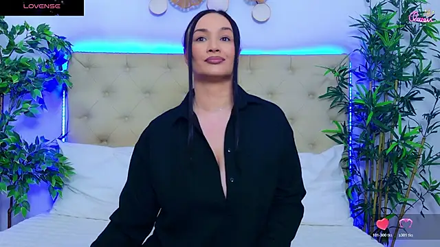 DaliyaArabian online show from July 24, 2026, 12:23 pm