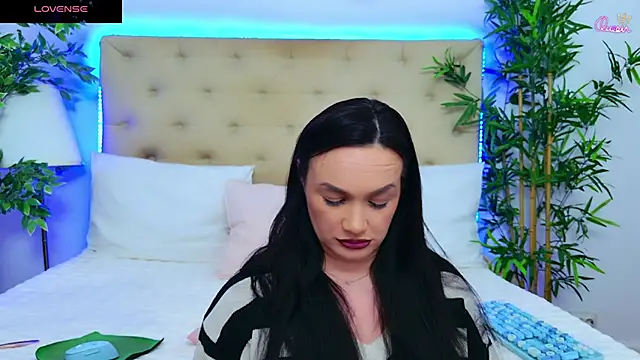 Snapshot of DaliyaArabian chatting on March 12, 2026, 1:04 pm DaliyaArabian online show from March 12, 2026, 1:04 pm