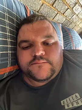 Mikey-HH online show from November 5, 2025, 1:36 pm