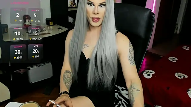 EvelynLexy online show from May 9, 2026, 2:53 pm