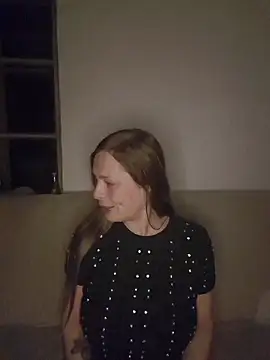 Snapshot of katiestevens chatting on December 17, 2025, 10:59 pm katiestevens online show from December 17, 2025, 10:59 pm