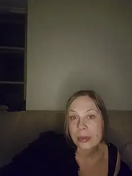 Snapshot of katiestevens chatting on February 13, 2026, 10:10 pm katiestevens online show from February 13, 2026, 10:10 pm