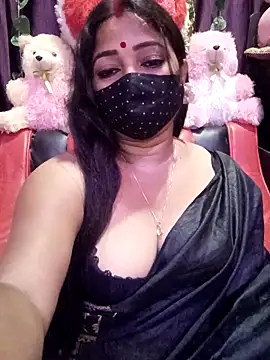 Snapshot of ella_mariya chatting on April 18, 2026, 8:20 pm ella mariya online show from April 18, 2026, 8:20 pm
