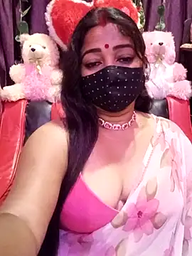 Snapshot of ella_mariya chatting on April 16, 2026, 9:39 pm ella mariya online show from April 16, 2026, 9:39 pm