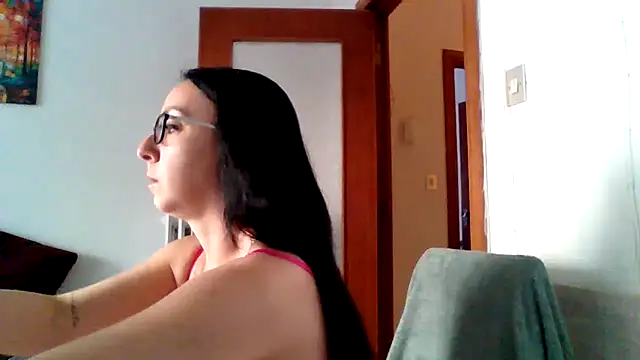 Snapshot of Stella_84 chatting on October 11, 2025, 12:39 pm Stella 84 online show from October 11, 2025, 12:39 pm