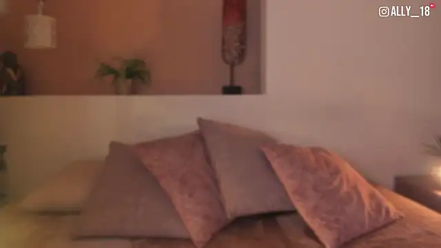 Ally addams online show from May 5, 2026, 4:26 am