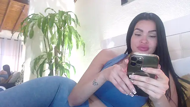 Snapshot of _Pamela_doll chatting on October 8, 2025, 10:32 pm Pamela doll online show from October 8, 2025, 10:32 pm