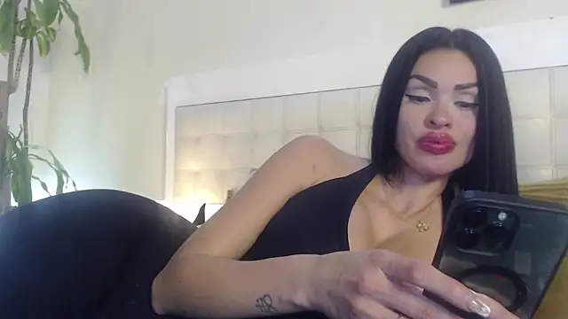  Pamela doll online show from April 29, 2026, 10:49 pm