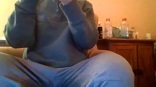 Snapshot of kollzCloudzz chatting on May 6, 2026, 9:24 am kollzCloudzz online show from May 6, 2026, 9:24 am