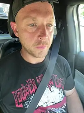 Mcpussypounder211 online show from July 14, 2026, 8:59 pm