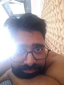 bewolf 17 online show from September 29, 2025, 3:46 am