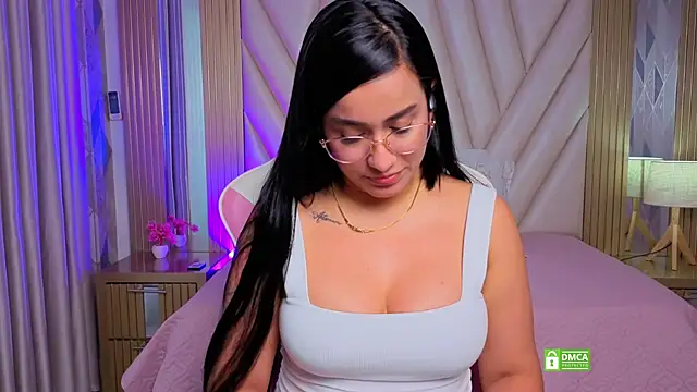 Miia harper  online show from February 25, 2026, 2:06 pm