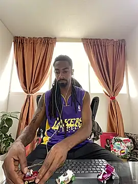 Snapshot of Malkon_Big chatting on August 6, 2026, 2:56 pm Malkon Big online show from August 6, 2026, 2:56 pm