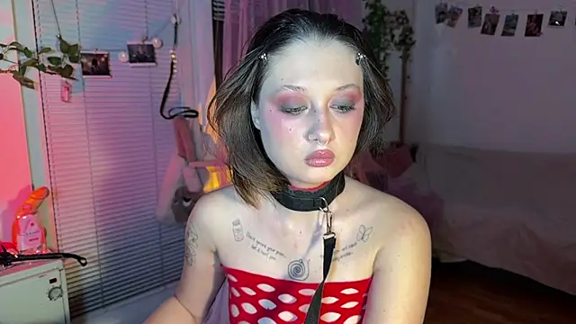 Jenny darling love online show from May 8, 2026, 7:06 pm