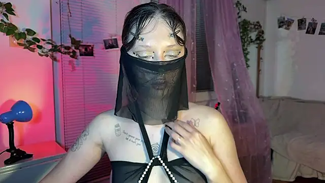 Jenny darling love online show from May 11, 2026, 6:16 pm