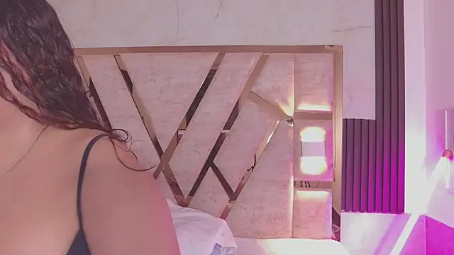 Snapshot of molly_sweetee chatting on October 9, 2025, 1:39 am molly sweetee online show from October 9, 2025, 1:39 am