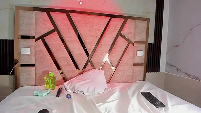 Snapshot of molly_sweetee chatting on November 27, 2025, 1:50 am molly sweetee online show from November 27, 2025, 1:50 am