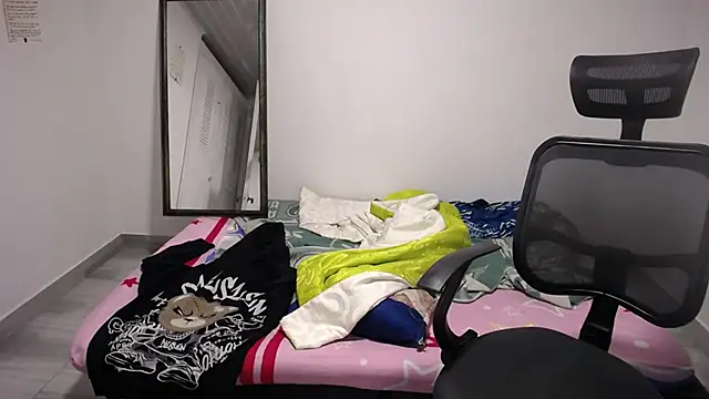 present the magic online show from November 2, 2025, 3:44 am